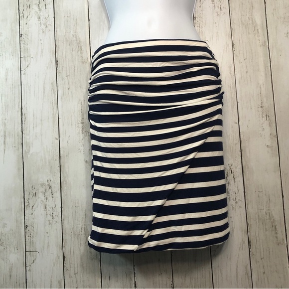 CAbi Blaine Tube Top Mini Skirt Style 789 Small - Picture 3 of 5